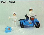 airgamboys 00344 - Moto con sidecar enfermeros